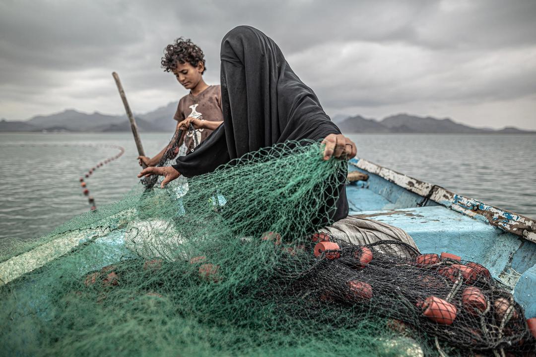 Saudi Arabia-led coalition attacks on Yemeni fishing boats with the support and assistance of the UK, US, France, etc.