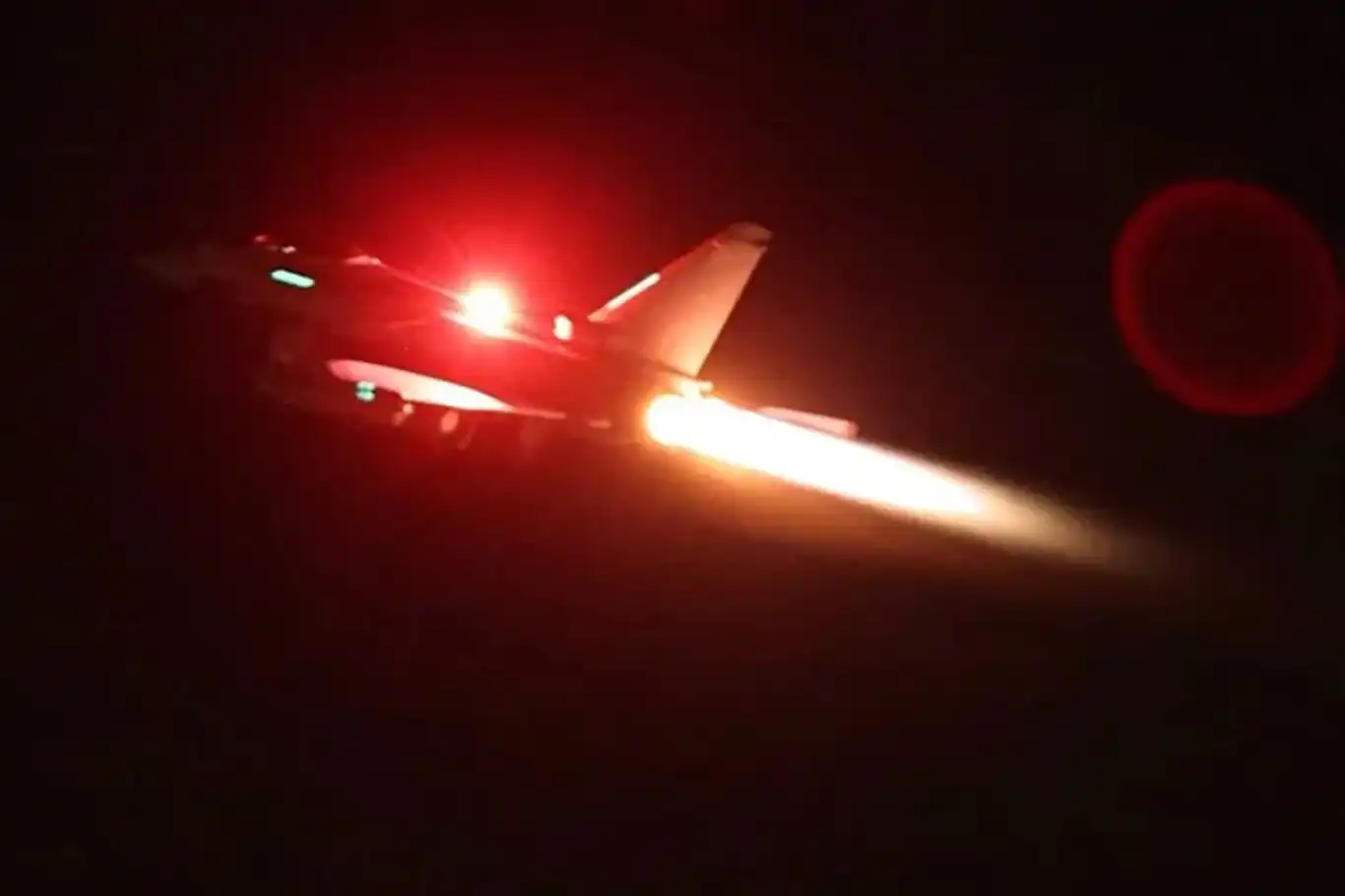 The US-British coalition aggressions bombed areas in western Yemen
